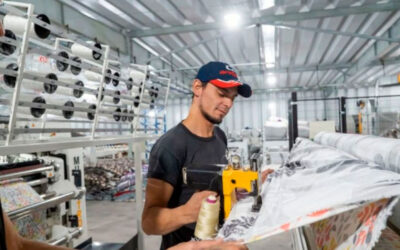 La industria textil en extinción: tocó su piso histórico y ya se perdieron 20.000 empleos en la era libertaria