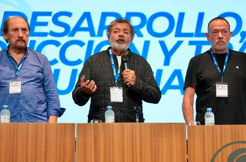 Gerardo Martínez encabezó el Congreso de UOCRA: «Nos oponemos a quienes pretenden romper el modelo sindical»