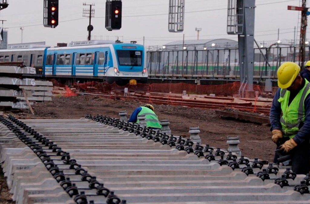 Crisis ferroviaria: denuncian menos trenes, colapso operativo y riesgo de desaparición