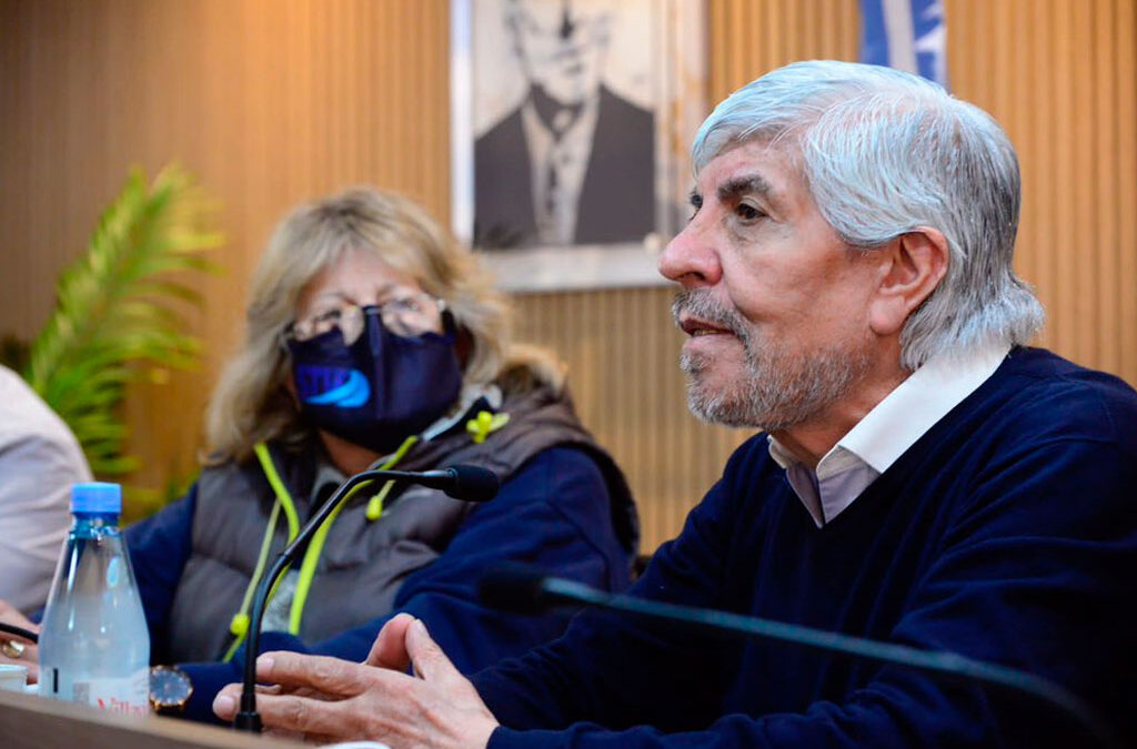 Ocaña revive su vieja pelea con los Moyano y exige la intervención estatal por el «vaciamiento» de la obra social de Camioneros