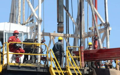 Petroleros de Vaca Muerta cerraron un aumento paritario de 8,6% y el nuevo acuerdo fija un salario mínimo de casi $4 millones brutos