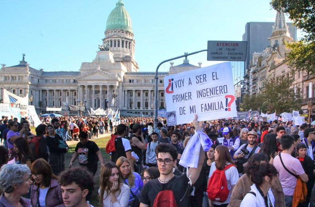 Ley de Financiamiento Universitario: Podrían embargar las cuentas de los funcionarios del Gobierno para que cumplan