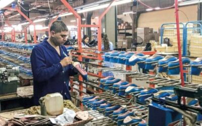 La falta de demanda interna enfría la industria y pone en alerta al empleo