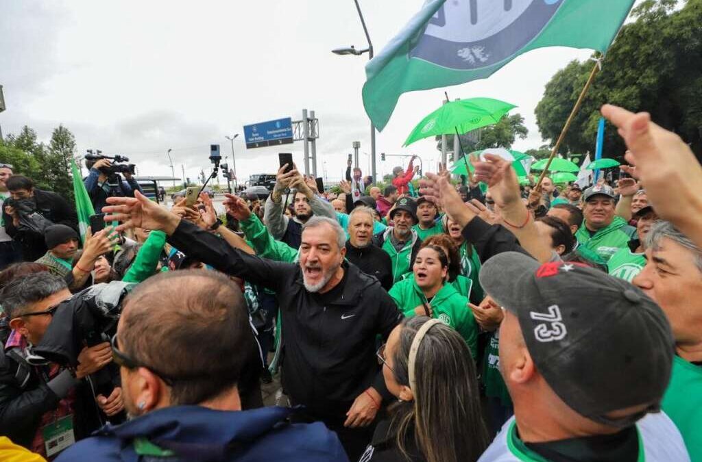 ATE endurece el reclamo contra Milei: paro masivo, protestas y advertencia de nueva escalada