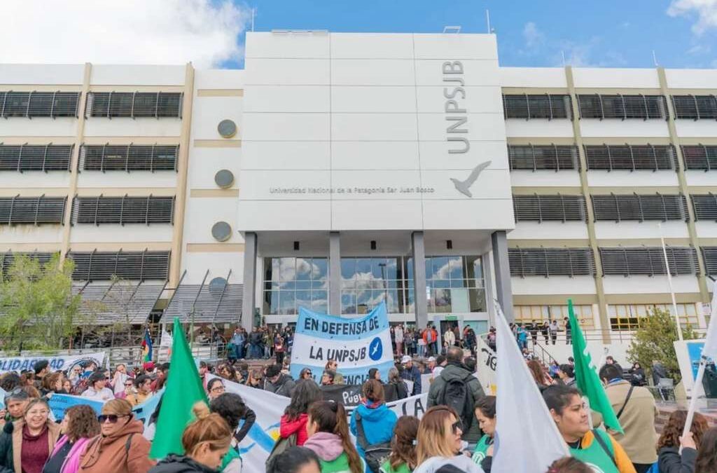 El Gobierno intimó a las universidades a presentar planes para garantizar las clases y evitar los paros