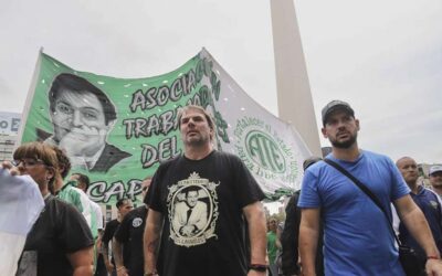 Estatales denuncian salarios congelados y movilizan al Ministerio de Desregulación en rechazo al ajuste