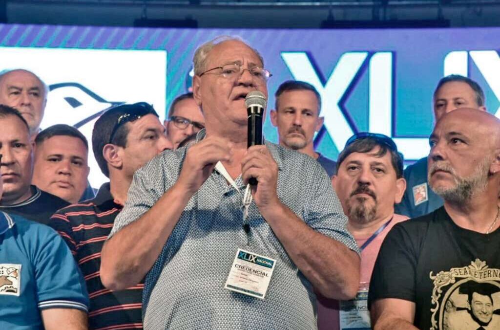 Histórico gremialista rosarino advierte por la pérdida de derechos y reclama más movilización