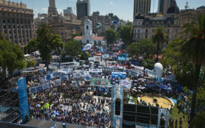 “Se terminó la paciencia, señor Presidente”: la CGT copó Plaza de Mayo y anticipó que profundizará los conflictos