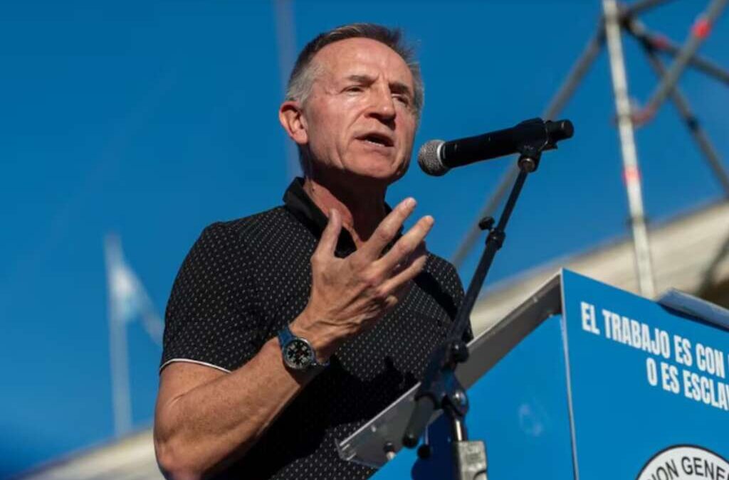 «Debemos creer que hay un futuro que nos incluye como trabajadores»