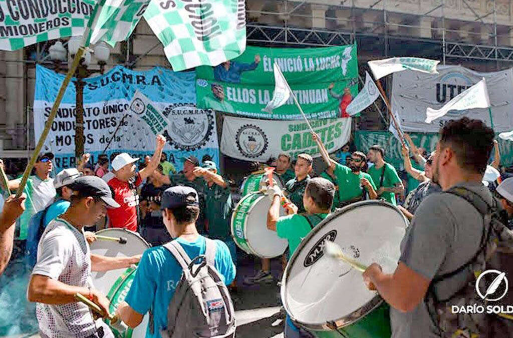 El gremio de cadetes impulsa el registro obligatorio y exige el blanqueo de los trabajadores del sector