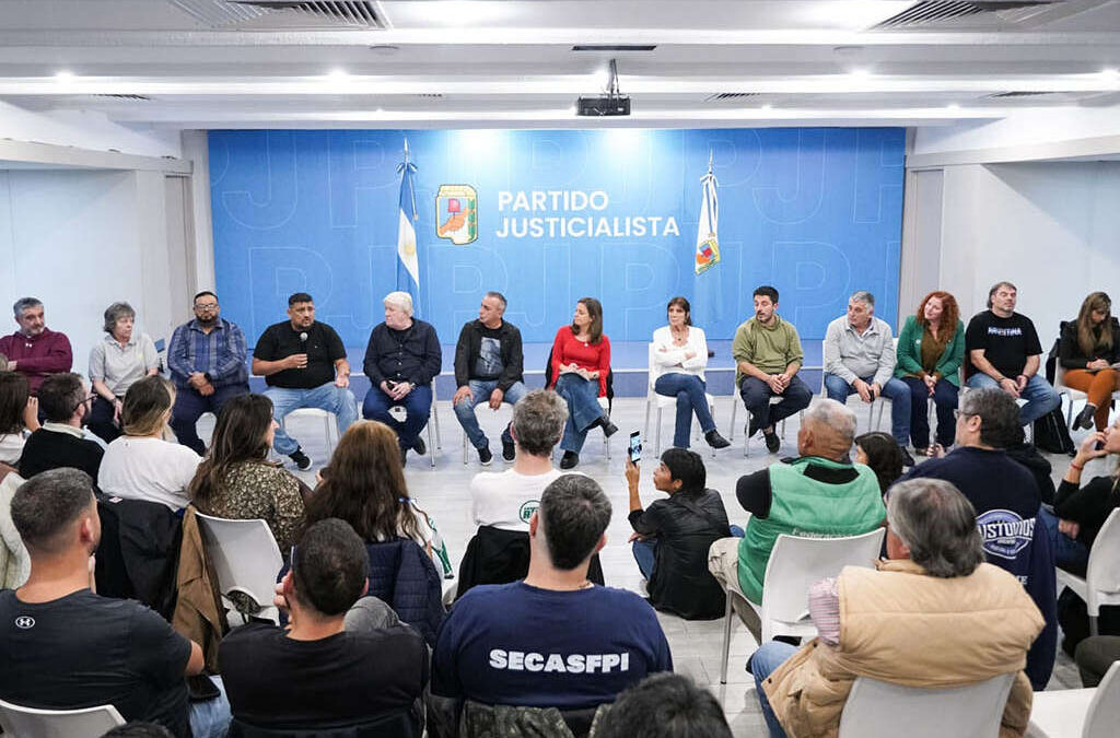 El PJ nacional se reunió con sindicatos: «A Cristina la detuvieron para ir por los derechos de los trabajadores, por la porción de la riqueza que le corresponde a los laburantes»