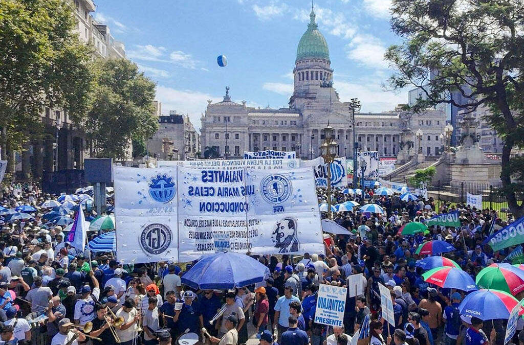 La Cámara ordenó enviar la causa de la CGT por la reforma laboral y dejó afuera al fuero del Trabajo