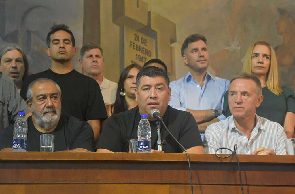 Tras el cuestionamiento de Máximo Kirchner, Jerónimo respondió: «¿quién es para decirnos a la CGT qué tenemos que decir o dejar de decir? ¿Un mesías?»