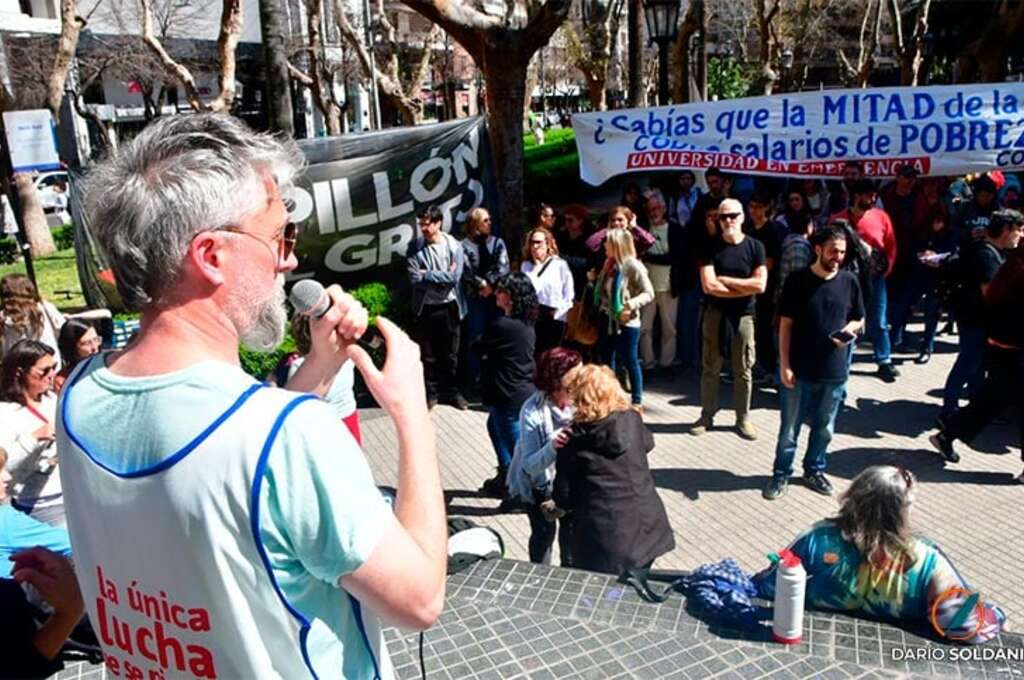 20260508-07 Docentes de la UNR buscan endurecer el conflicto y proponen paros por tiempo indeterminado