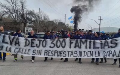 Despedidos de Ilva siguen reclamando la deuda y culpan a la empresa por la muerte de un trabajador