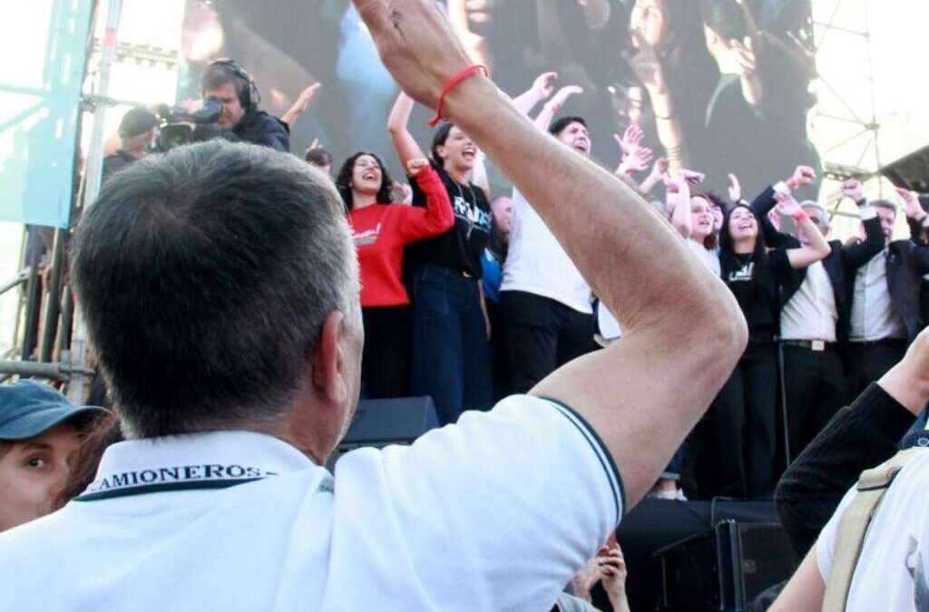 Explosión universitaria: una multitud desafía al Gobierno y obliga a Milei a abrir una negociación