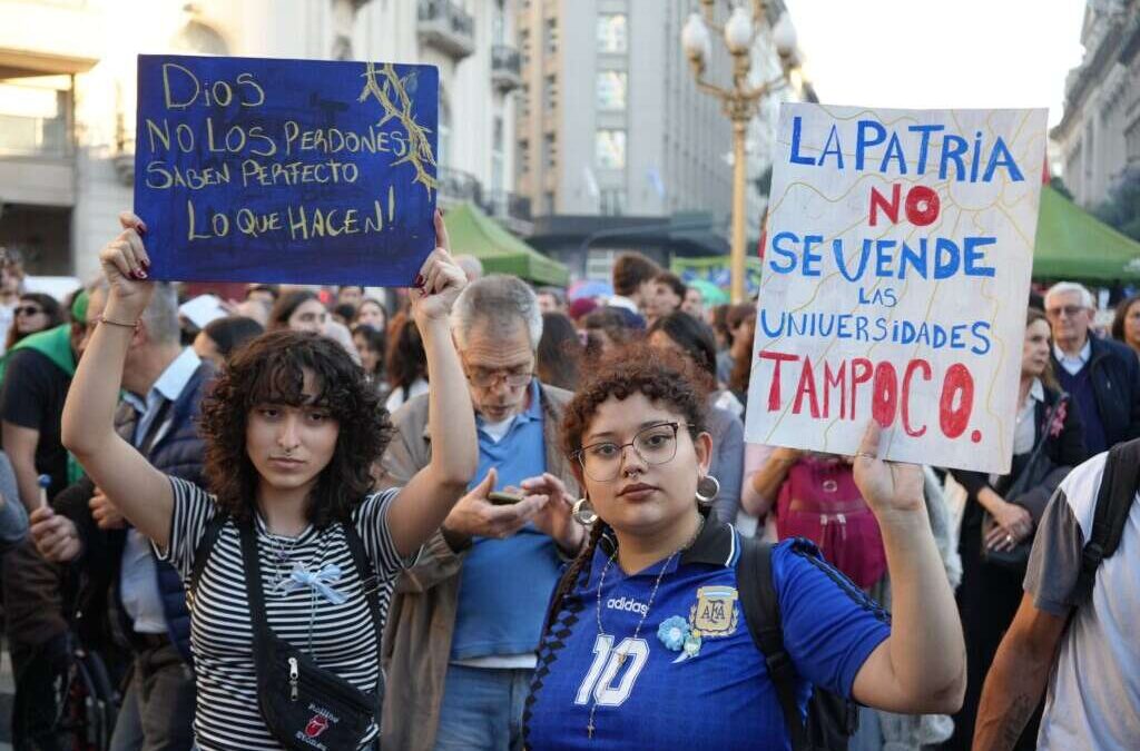 Tras la Marcha Universitaria se conoció la aceptación en redes: el 69% mostró apoyo al reclamo