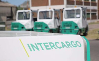 Los Aeronáuticos acusan a Milei y a Caputo de «vaciamiento del patrimonio público» y los llevan a la justicia penal por pretender privatizar Intercargo a precio vil
