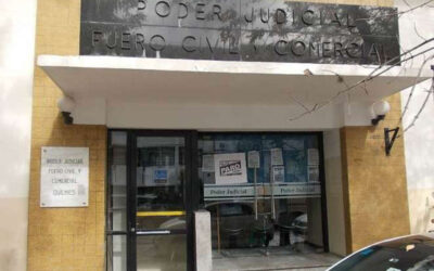 Un abogado deberá indemnizar a un ex cliente tras dejar caer un juicio laboral por negligencia