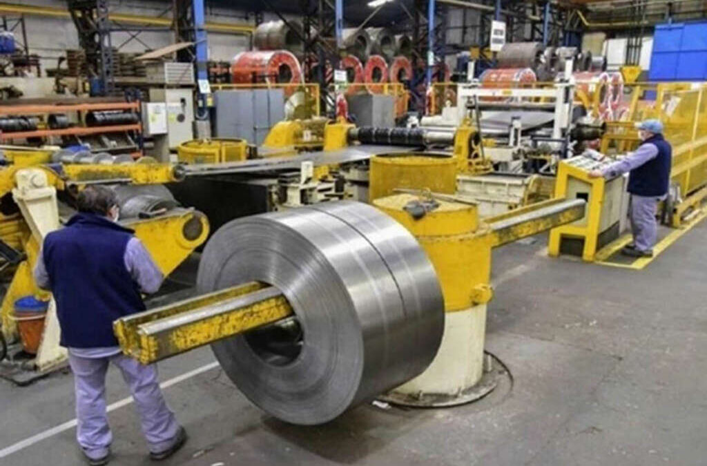 El último informa de Adimra señaló que la industria metalúrgica volvió a caer en abril