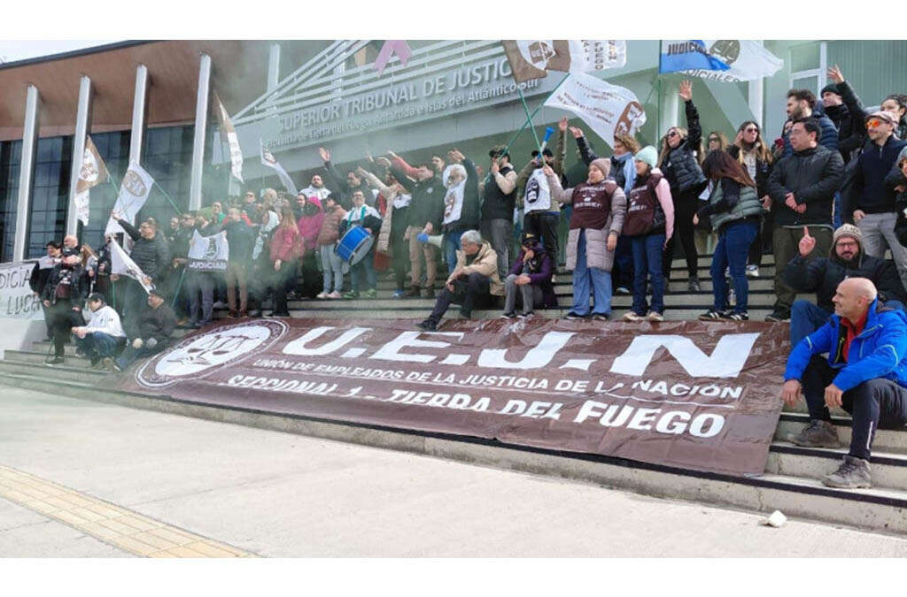 La UEJN confirmó dos jornadas de paro en el Poder Judicial de la provincia