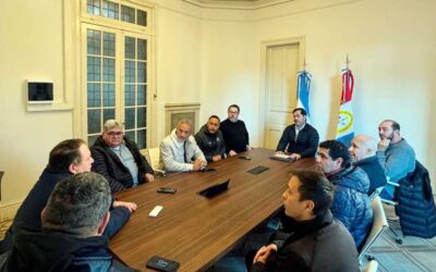 Transportistas rosarinos alertan por la seguridad en la Hidrovía y el riesgo laboral en Intercargo