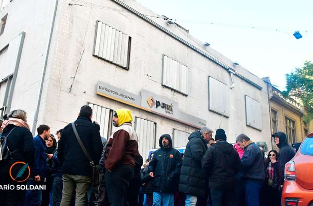 El gremio de Sanidad alertó por recortes en los pagos del Pami y denunció un desfinanciamiento del sistema