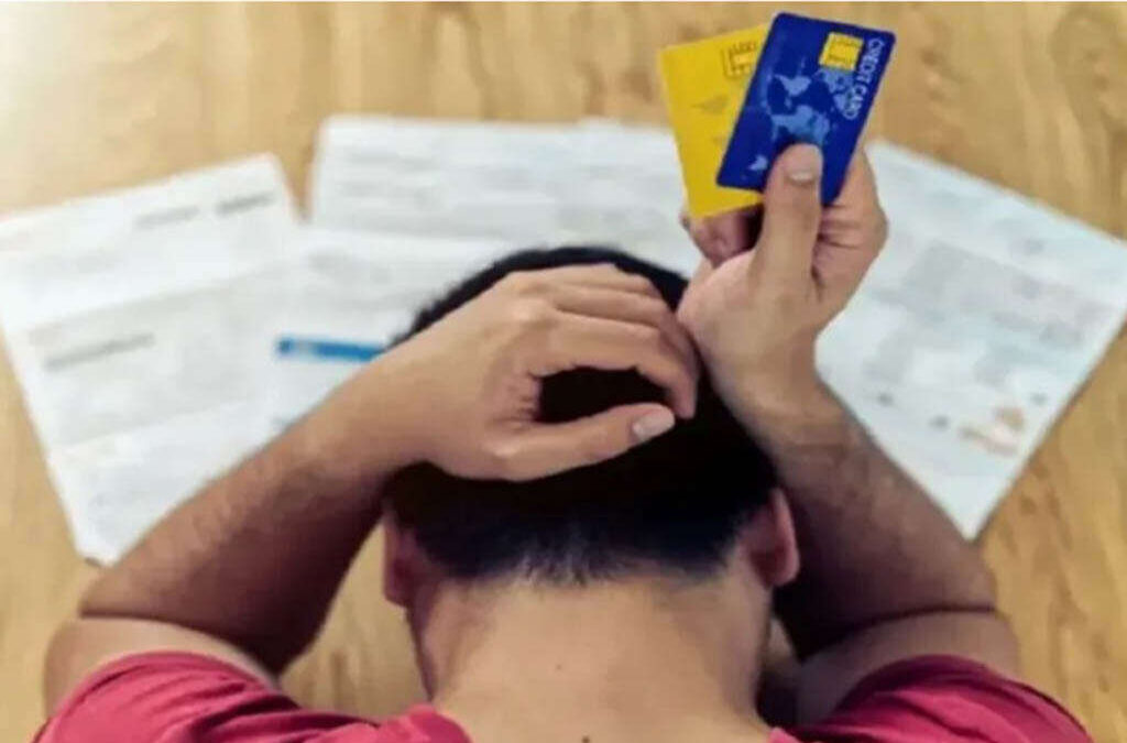 Más de 5 millones de argentinos están endeudados y en mora: los jóvenes, los más golpeados