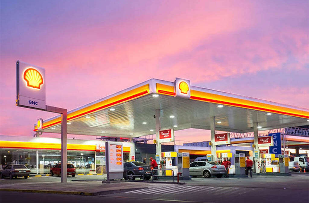 Shell vendió 894 estaciones de servicio a un grupo inversor que preside Manzano y empezaron los rumores del armado de un sindicato de empresa