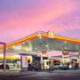 Shell vendió 894 estaciones de servicio a un grupo inversor que preside Manzano y empezaron los rumores del armado de un sindicato de empresa