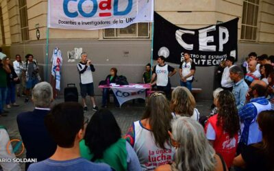 Docentes de la UNR votarán si mantienen el paro pese al acuerdo salarial firmado por Conadu