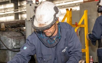 En el primer mes de la Reforma Laboral el empleo registrado continuó su caída y el sector privado muestra señales de debilidad