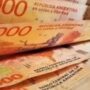 Trabajar no alcanza: los salarios más representativos no llegan a la línea de pobreza y la clase media es una utopía