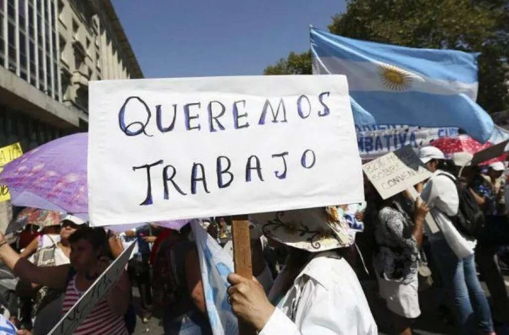 El desempleo llegó al 7,8% y hay 1.1 millones de desocupados, según las estadísticas oficiales del INDEC