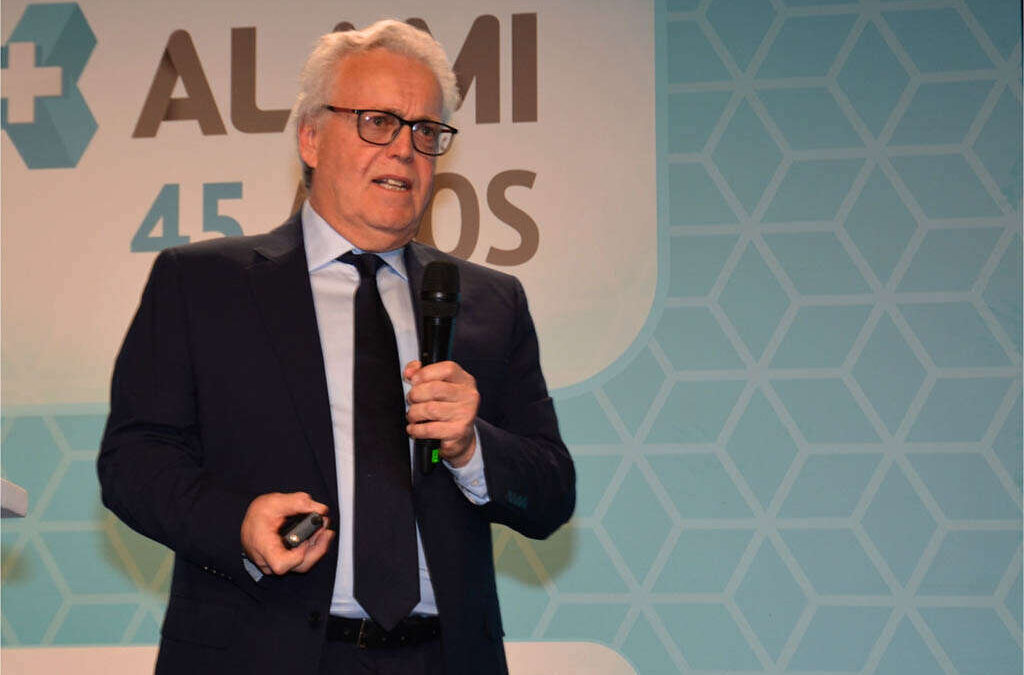 Tras la aparición de sus offshore y el préstamo vip de su hijo, se multiplican los rumores de salida de Claudio Stivelman y los gremios ya se preparan para recibirlo en el llano