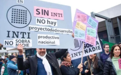 Técnicos del INTI denuncian que el Gobierno no acata el freno judicial a los despidos y advierten: «No sabemos qué va a pasar este martes con nuestros empleos»