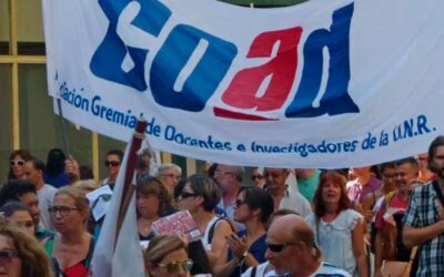 Docentes de la UNR celebraron el fallo de la Corte y exigieron que se cumpla la Ley de Financiamiento Universitario
