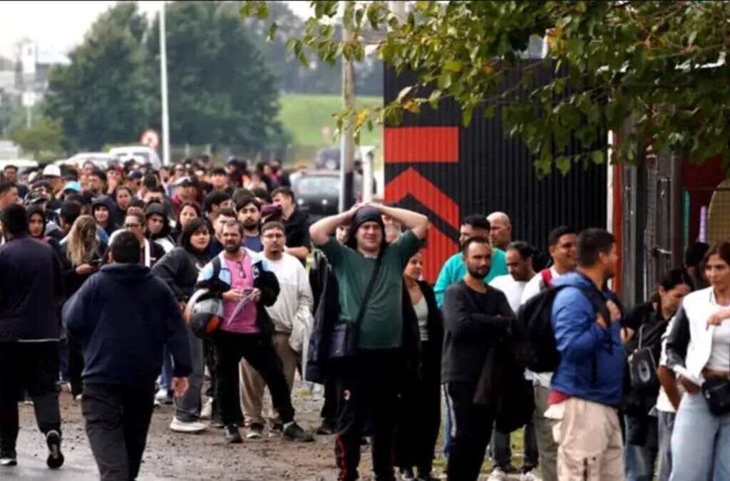 La «desocupación ampliada» duplica la tasa oficial y afecta a 3.200.000 personas
