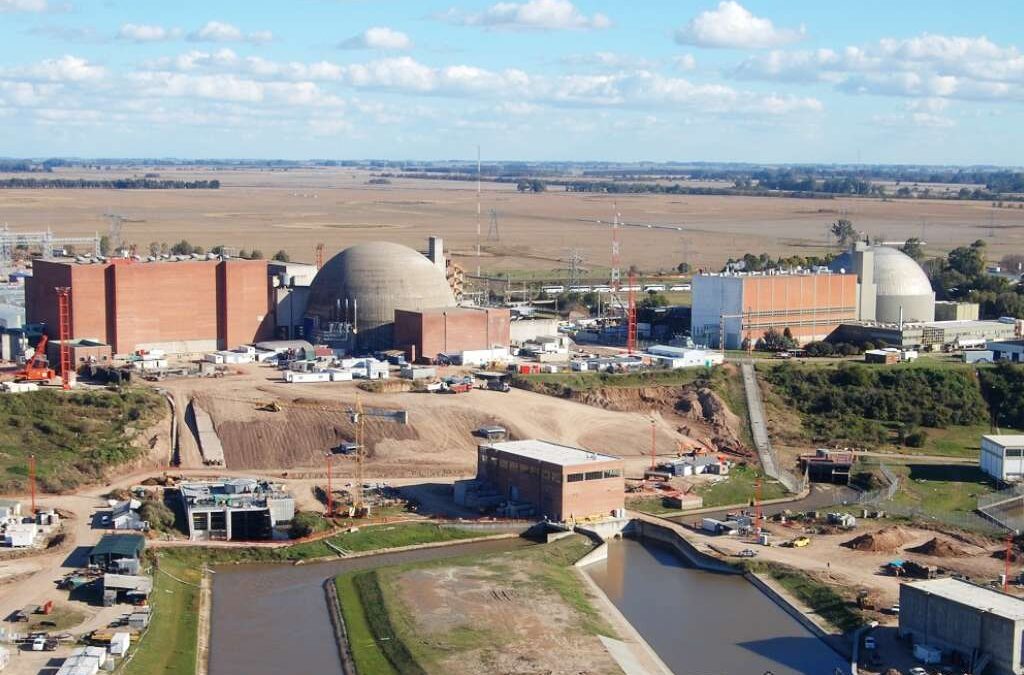 Trabajadores de Atucha denunciaron «despidos, persecución sindical y atraso salarial» en el sector nuclear