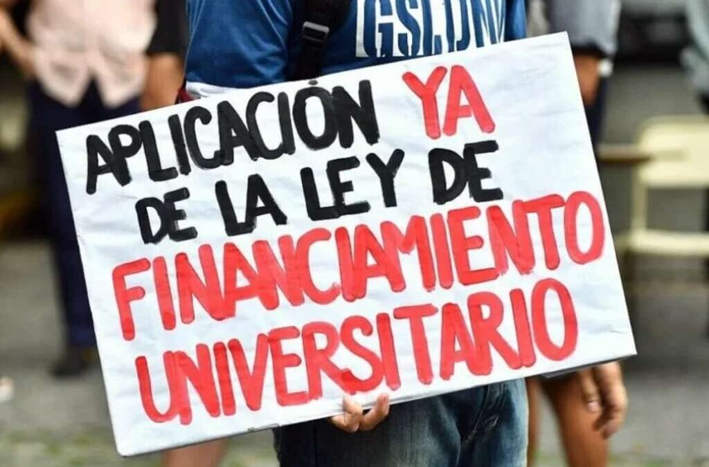 Ley de Financiamiento Universitario: cuál debe ser el aumento a los docentes tras el fallo de la Corte contra Milei