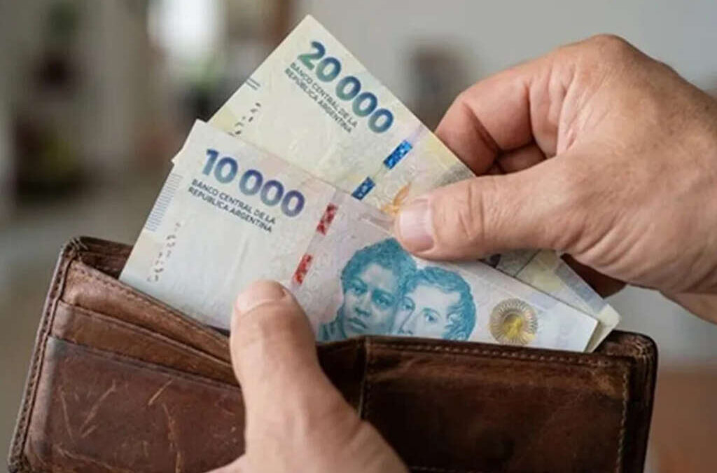 Mercado laboral en la Argentina: un sector prevé nuevo empleos y sueldos de más de $2,5 millones