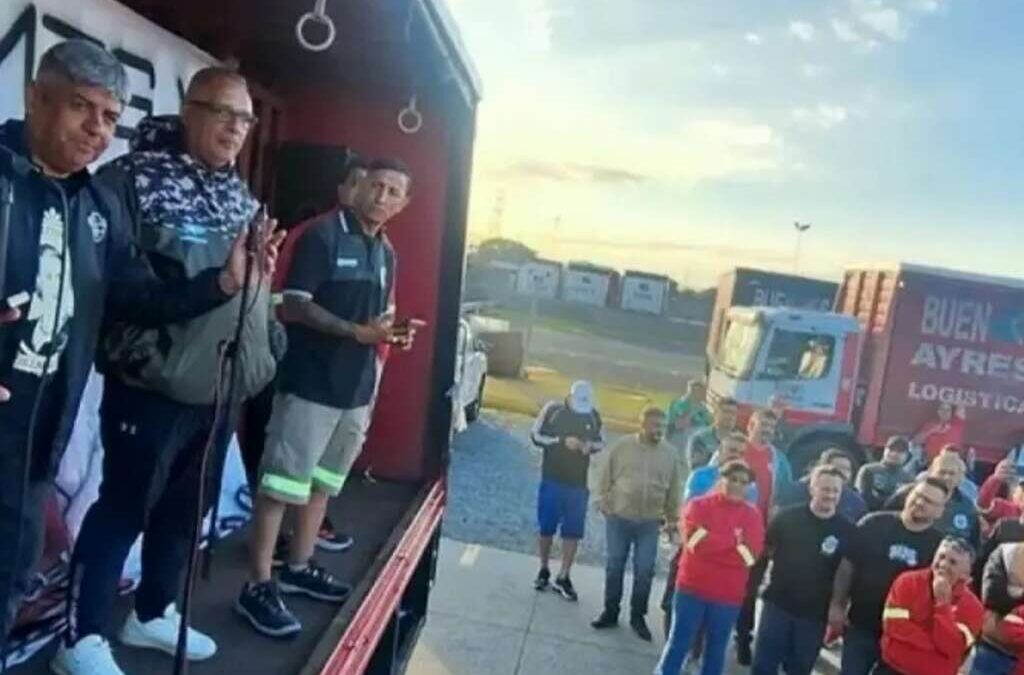 Triunfo camionero en Coca-Cola y Quilmes: acuerdan el pago del presentismo y otros beneficios