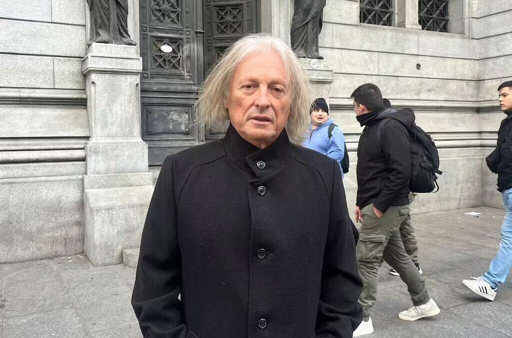 Villarruel le abrió las puertas del Senado al Pollo Sobrero para denunciar el «mal estado de los trenes» a cargo del Gobierno