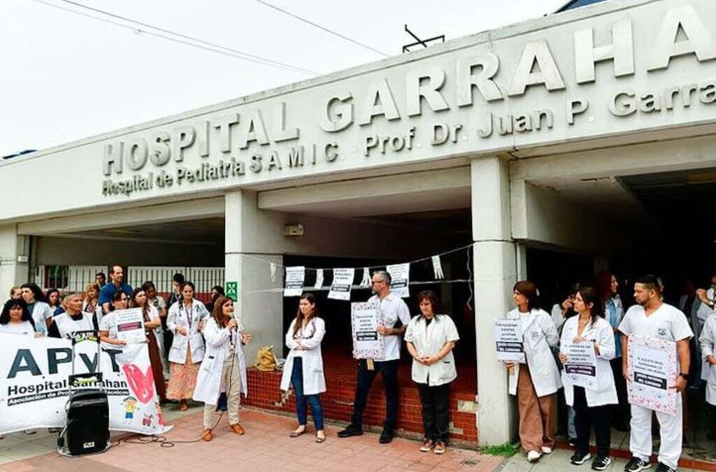 Fallo a favor de los trabajadores: la Justicia ratificó que las protestas en el Garrahan «no constituyeron delito»