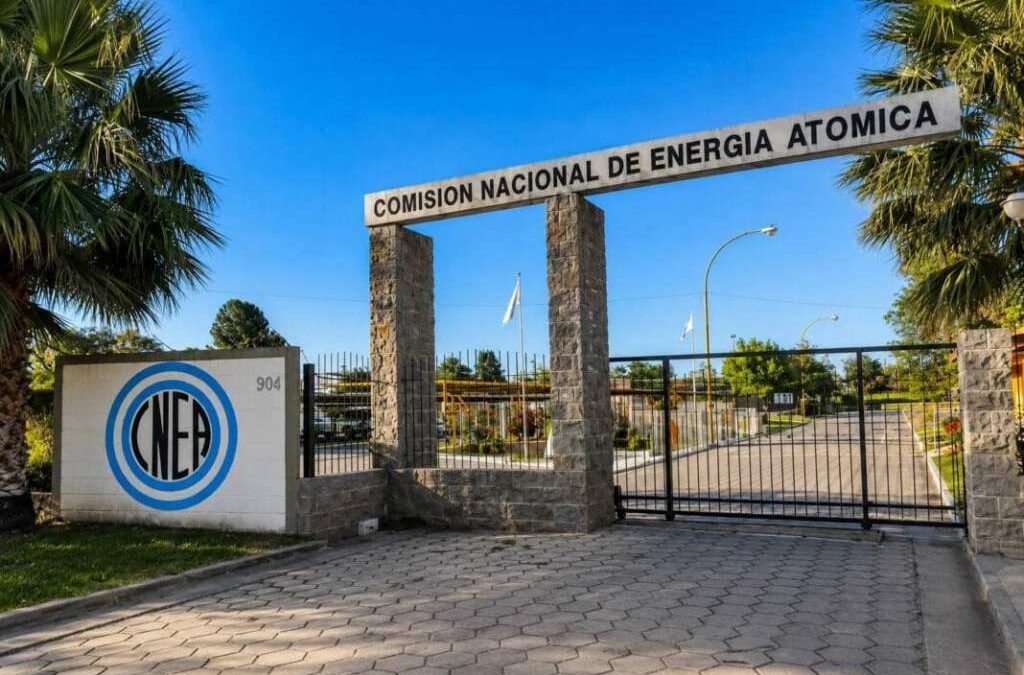 El FresSU cuestionó los despidos en CNEA y aseguró que el Gobierno «eligió como enemiga a la clase trabajadora y a quienes se jubilaron»