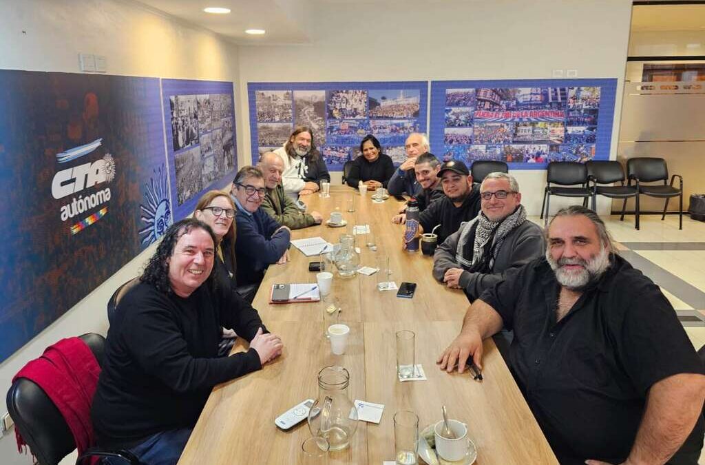 Tras unificar criterios, las CTA y la UTEP avanzan hacia un paro general y una gran Marcha Federal contra el ajuste de Milei