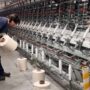 La industria cayó 5,7% en mayo arrastrada por el desplome de casi 20 puntos en textiles, prendas de vestir, cuero y calzado