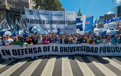 Gremios universitarios anuncian una semana de protestas y advierten que peligra el inicio de clases