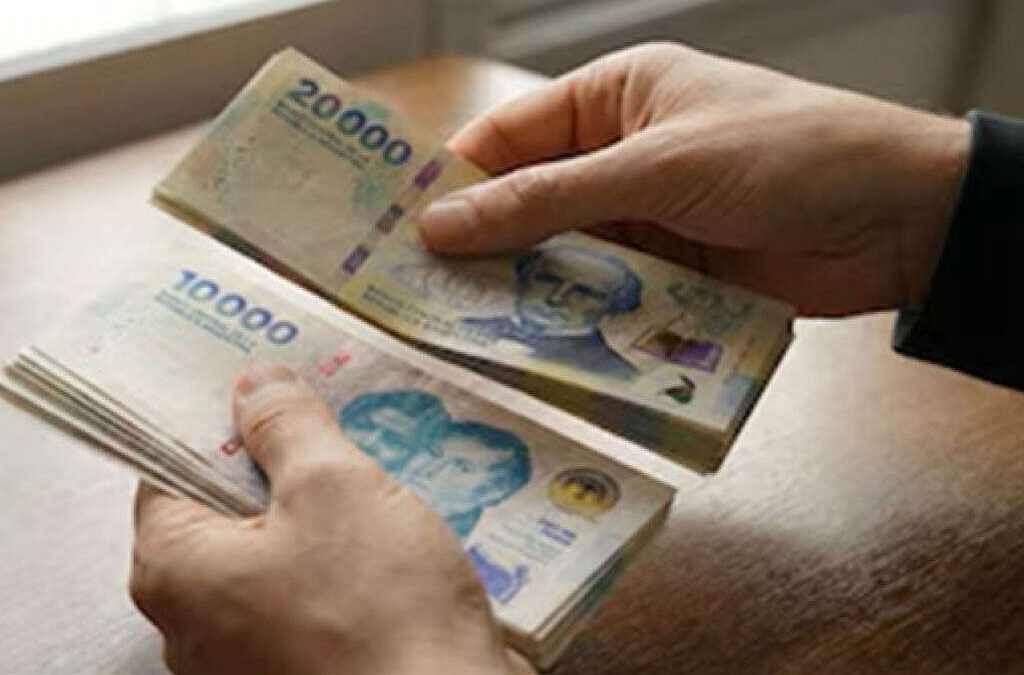 Los argentinos ya piden hasta $3 millones para cambiar de trabajo