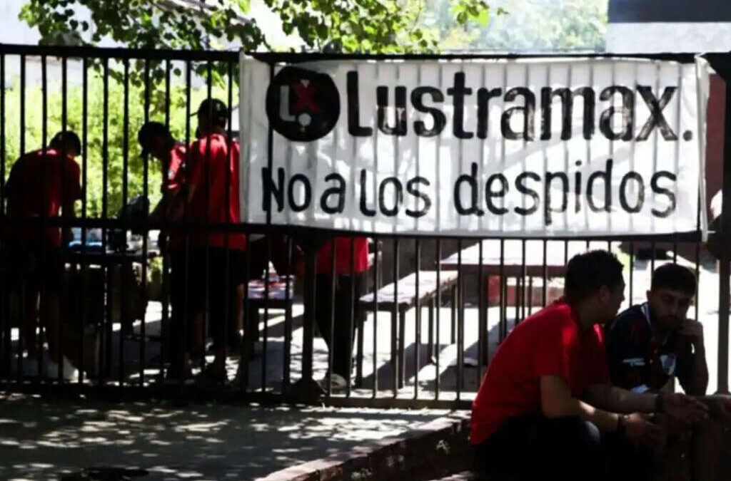 Insólito: una empresa quiere pagar indemnizaciones por despido con papel higiénico